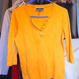 Karen scott split neck cotton top bundle, yellow and chocolate, fits large.